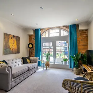 3 Cocoa Apartment York